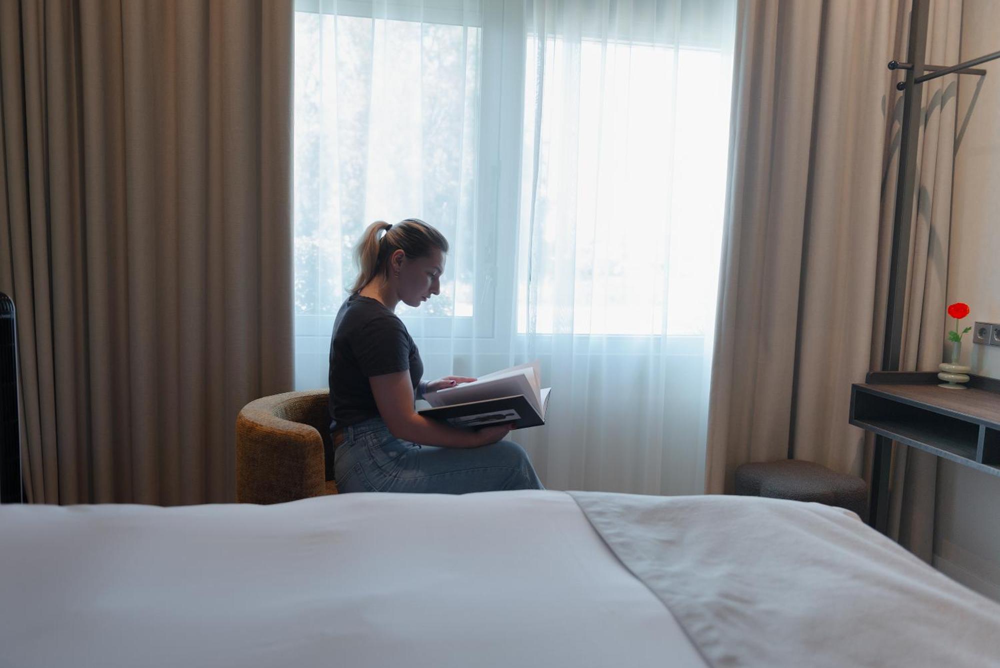 Boutique Hotel Herbergh Amsterdam Airport Free Parking Badhoevedorp Extérieur photo