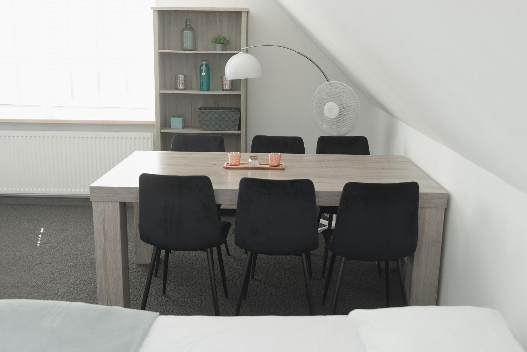 Boutique Hotel Herbergh Amsterdam Airport Free Parking Badhoevedorp Extérieur photo