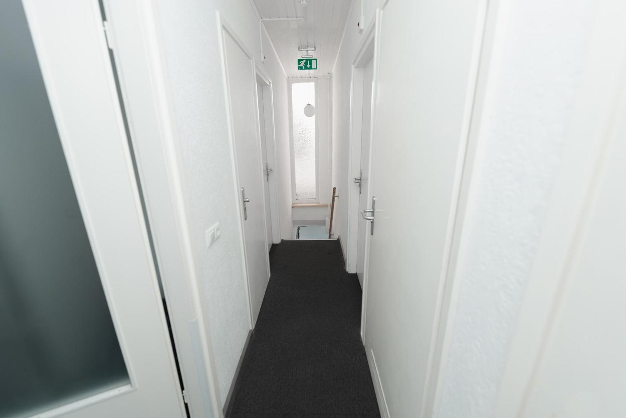 Boutique Hotel Herbergh Amsterdam Airport Free Parking Badhoevedorp Extérieur photo