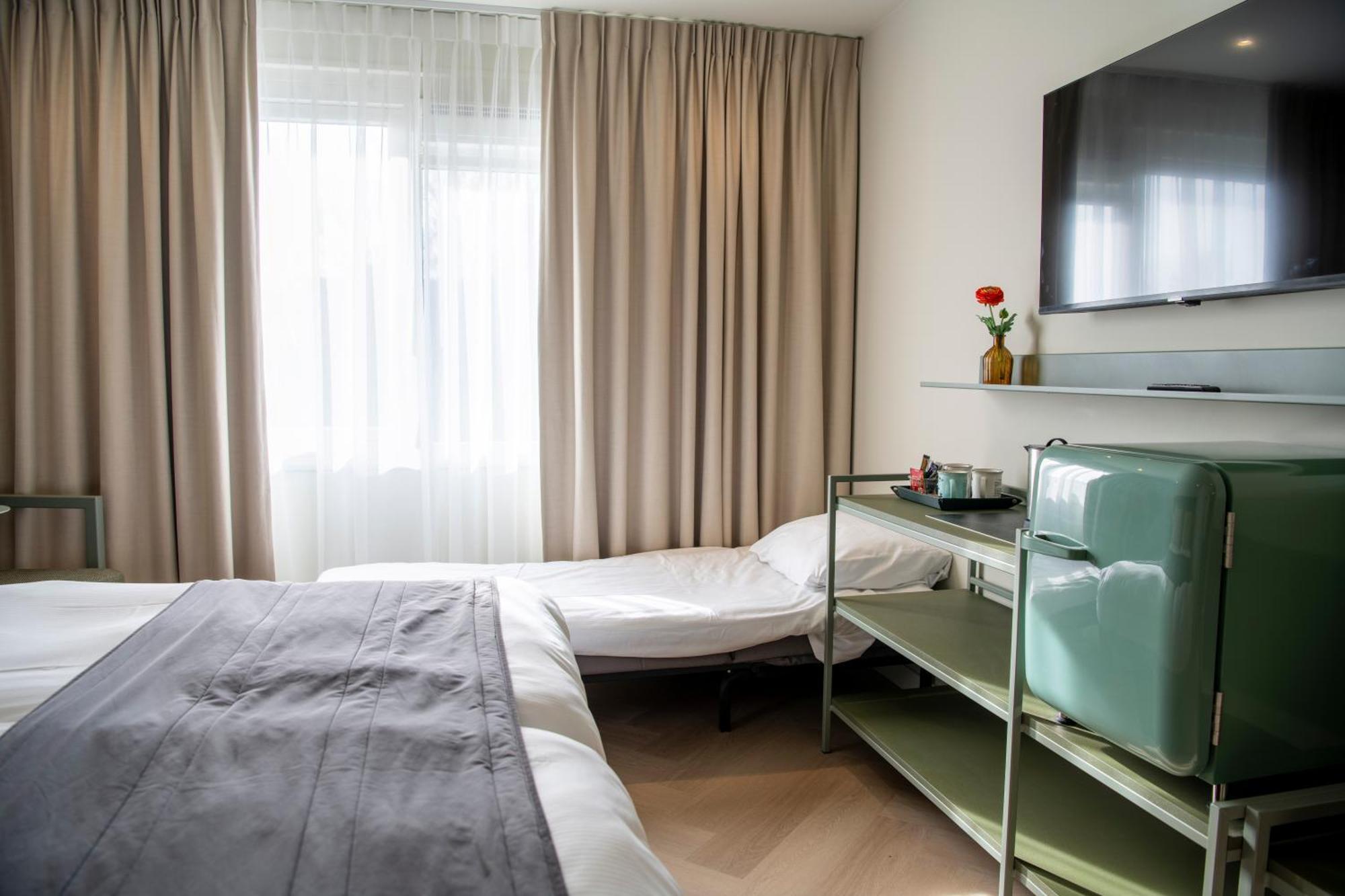 Boutique Hotel Herbergh Amsterdam Airport Free Parking Badhoevedorp Extérieur photo