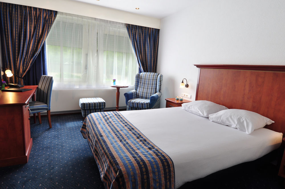 Boutique Hotel Herbergh Amsterdam Airport Free Parking Badhoevedorp Extérieur photo